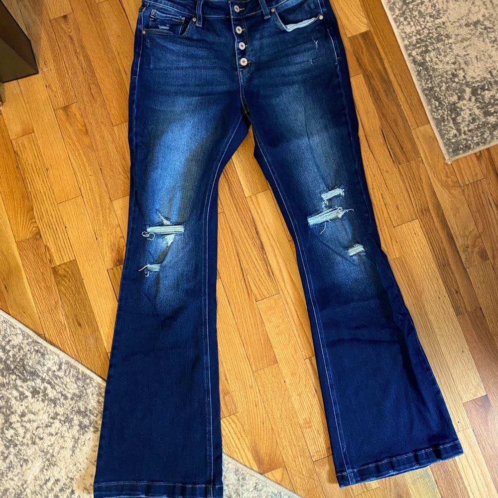 Size 31 KanCan flare jeans